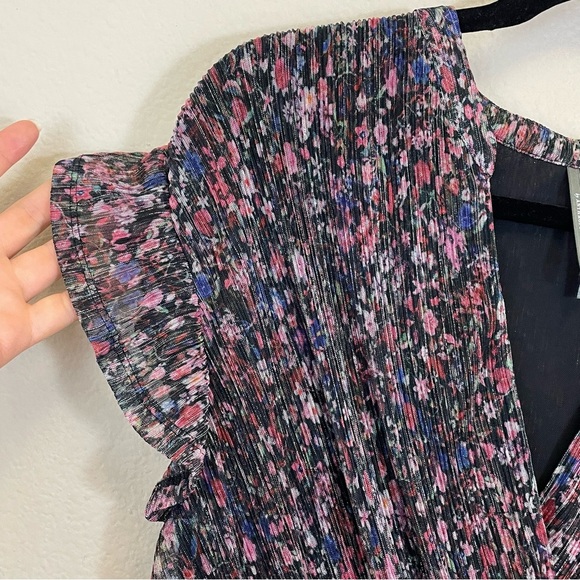 Anthropologie Floral Metallic Pleated Surplice Peplum Blouse Size Medium - Picture 6 of 10